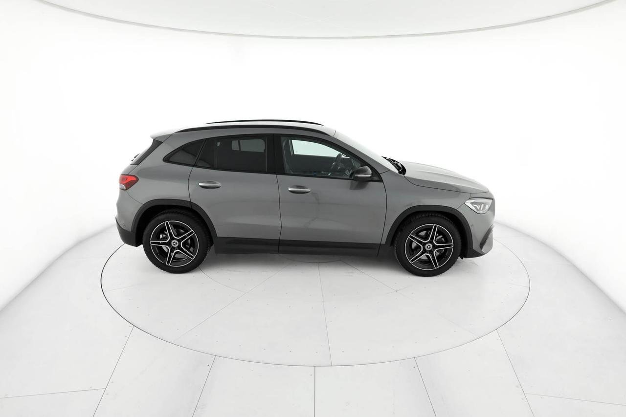 GLA 180 Premium auto - Certified