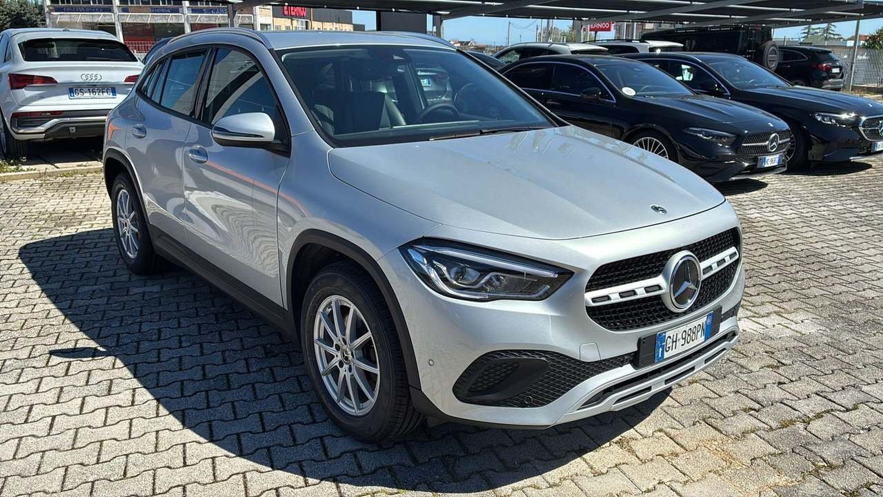 GLA 200 d Business Extra auto - Certified