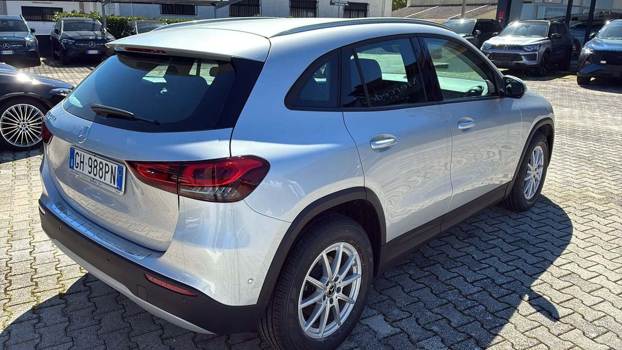 GLA 200 d Business Extra auto - Certified