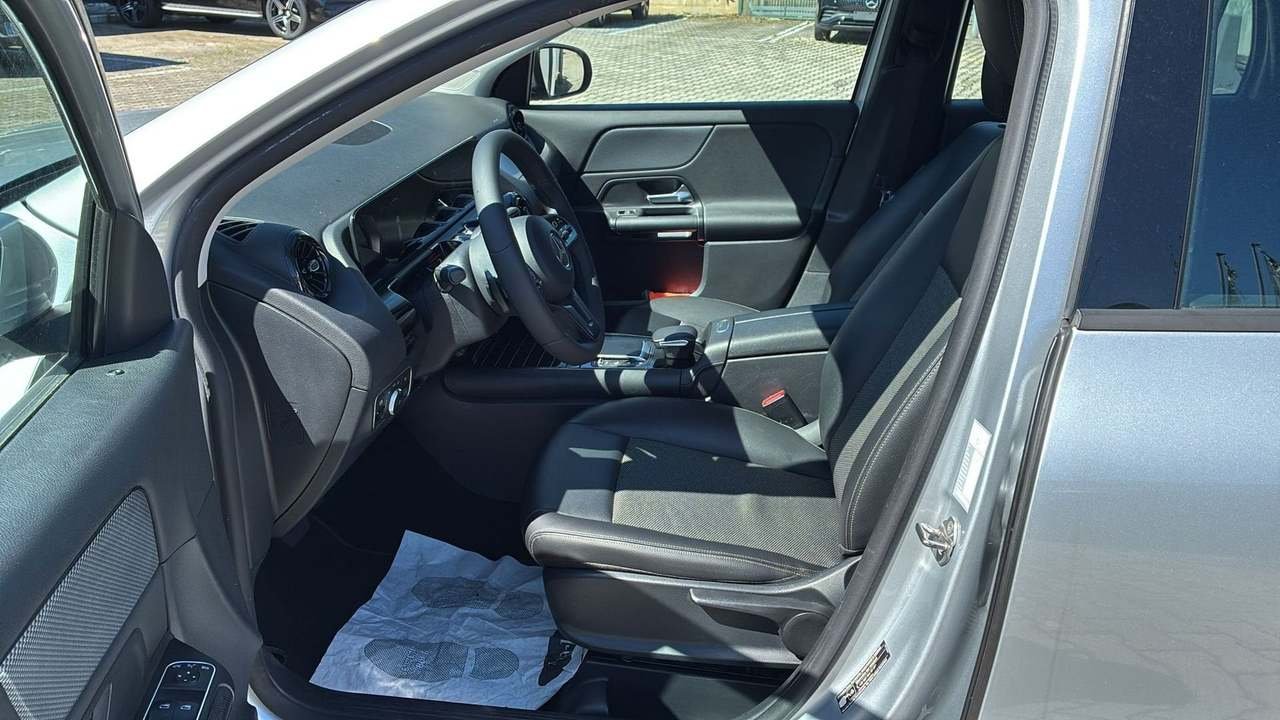 GLA 200 d Business Extra auto - Certified