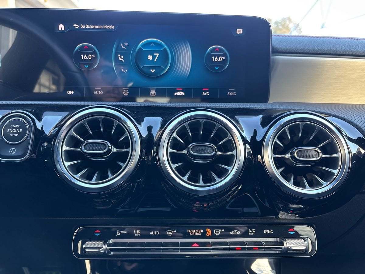 CLA Shooting Brake 200 d Premium 4matic auto - Certified