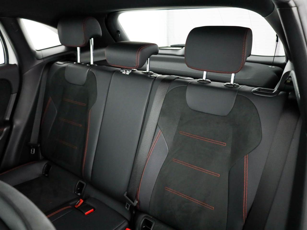 GLA 180 d Premium auto - Certified