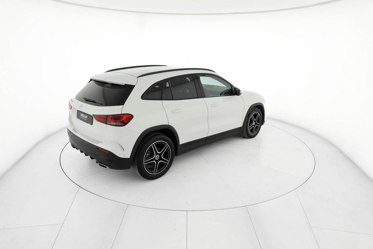 GLA 180 d Premium auto - Certified