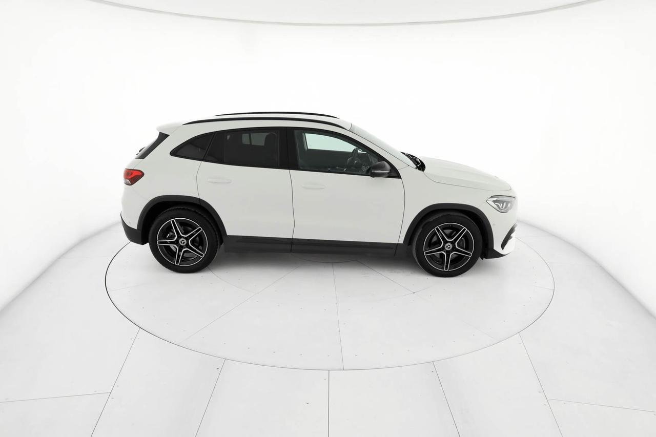 GLA 180 d Premium auto - Certified