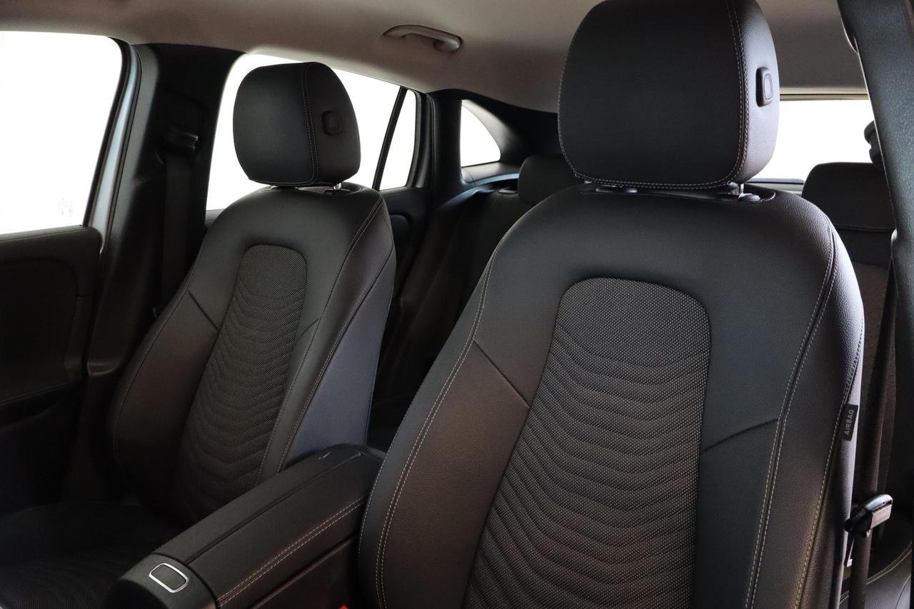 GLA 180 d Progressive Advanced auto - Certified