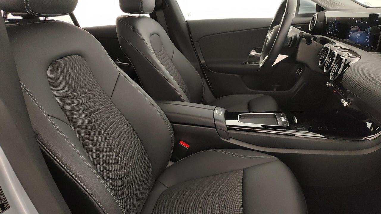 CLA Shooting Brake 180 d Advanced auto - Certified