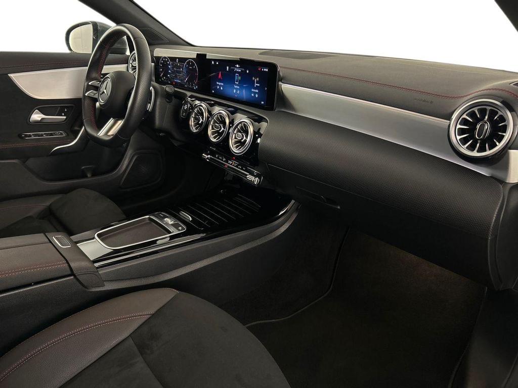 CLA Shooting Brake 200 d AMG Line Advanced Plus au - Certified