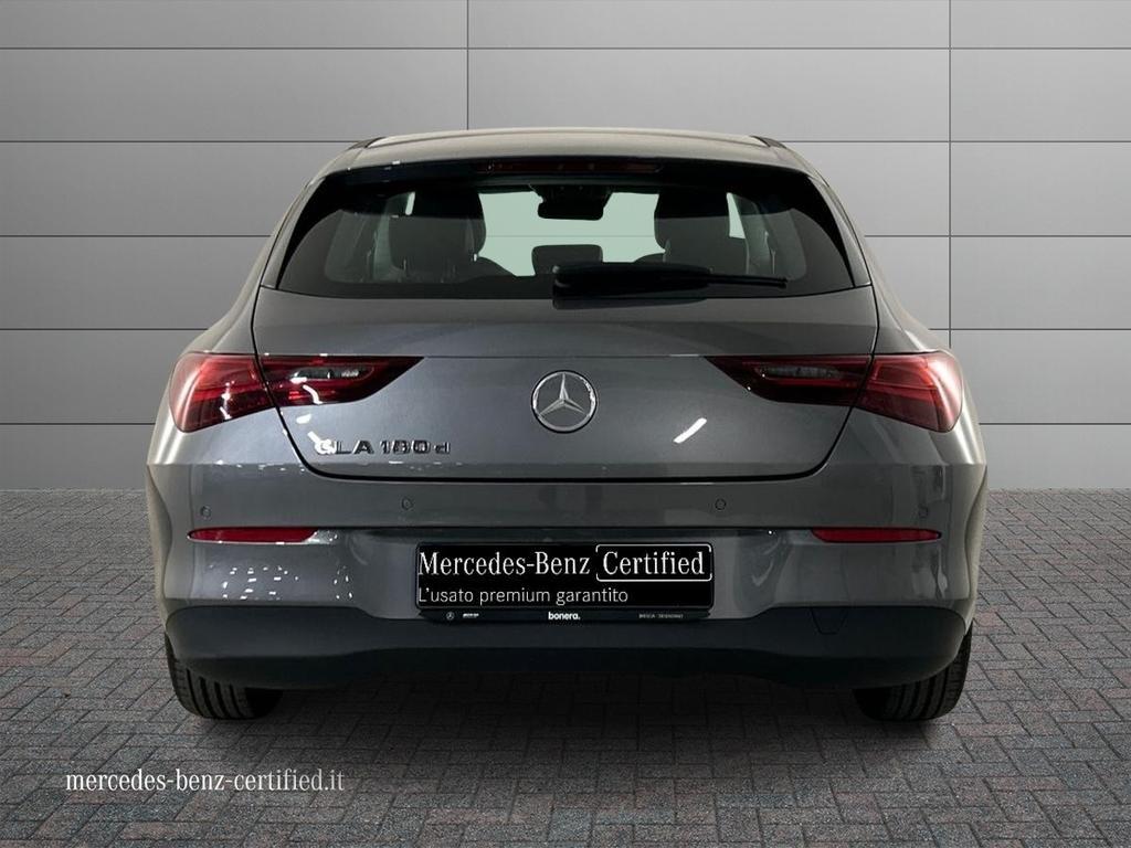 CLA Shooting Brake 180 d Advanced auto - Certified