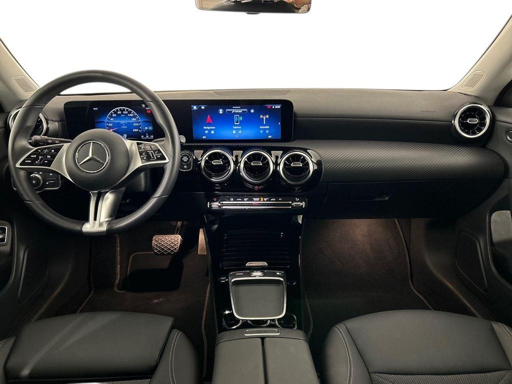 CLA Shooting Brake 180 d Advanced auto - Certified