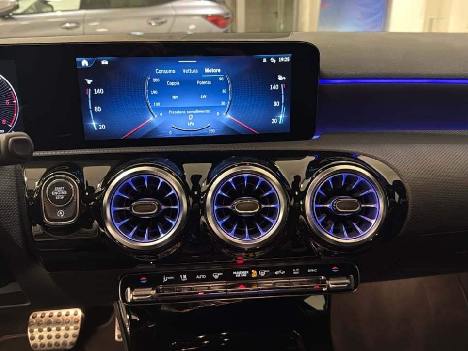 A 180 d AMG Line Premium auto - Certified