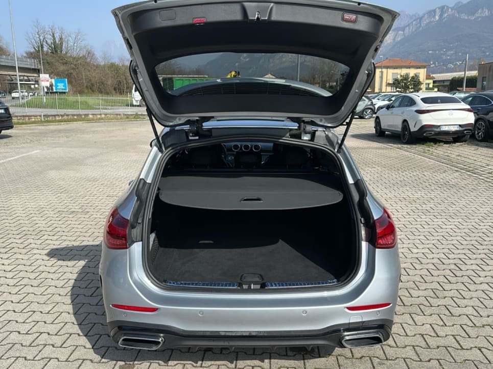 C SW 220 d mhev Premium auto - Certified