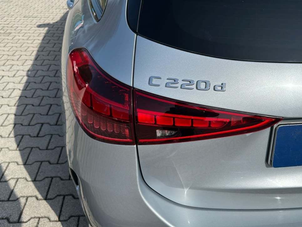 C SW 220 d mhev Premium auto - Certified