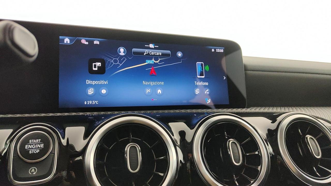 CLA Shooting Brake 180 d Advanced auto - Certified