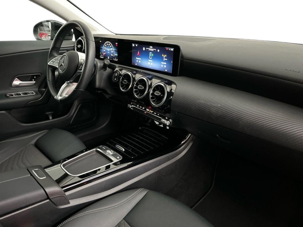 CLA Shooting Brake 180 d Advanced auto - Certified