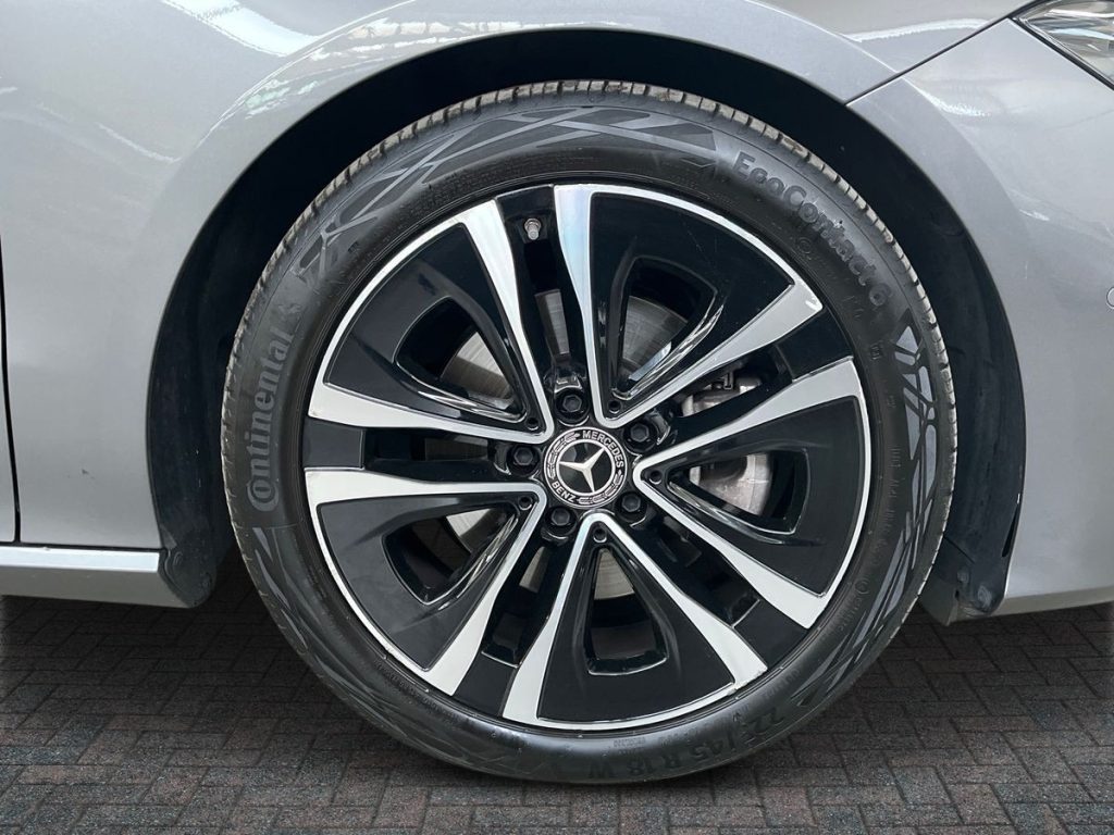 CLA Shooting Brake 180 d Advanced auto - Certified