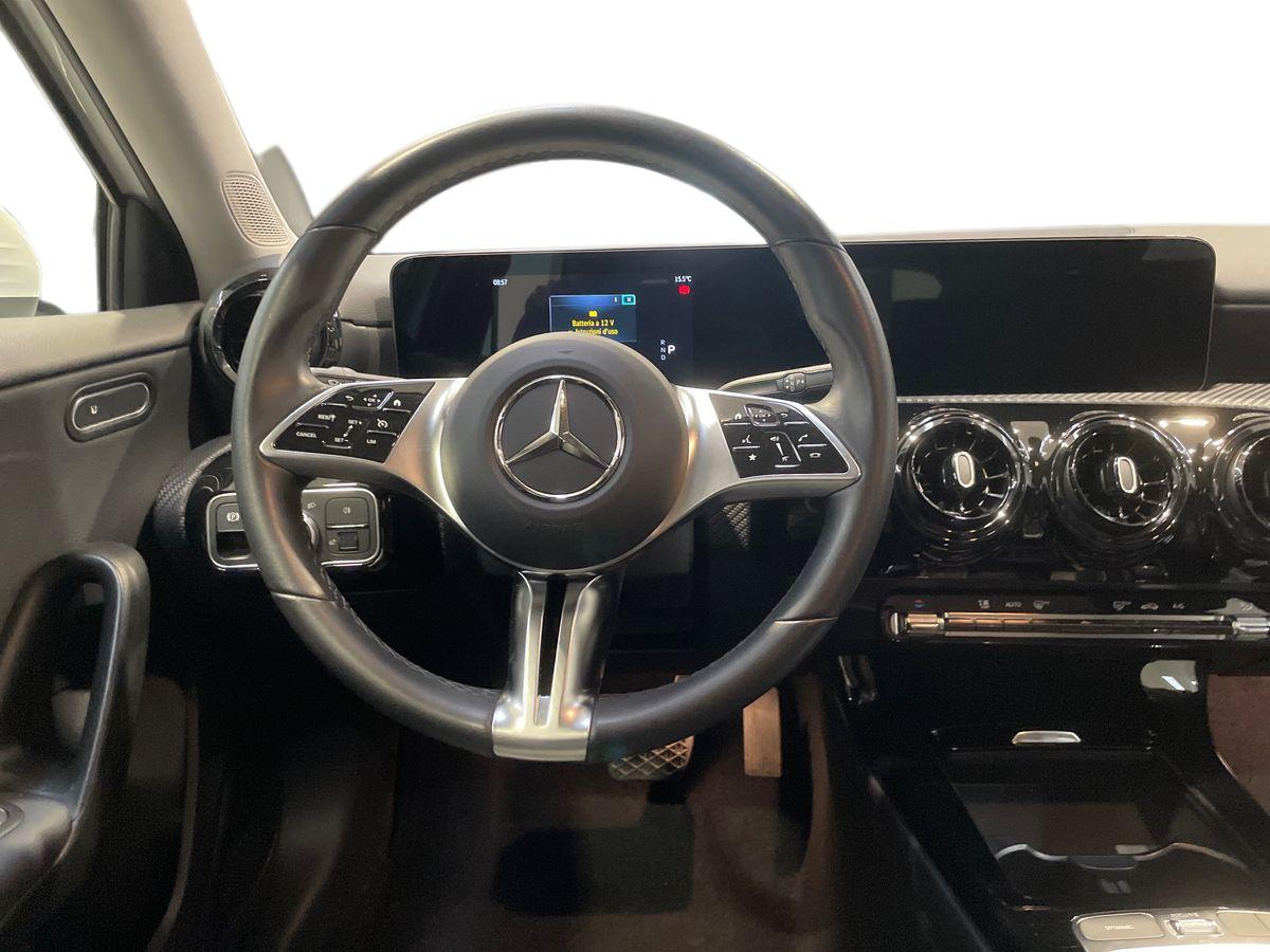 A 180 d Advanced auto - Certified