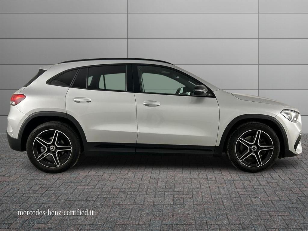 GLA 180 d Premium auto - Certified