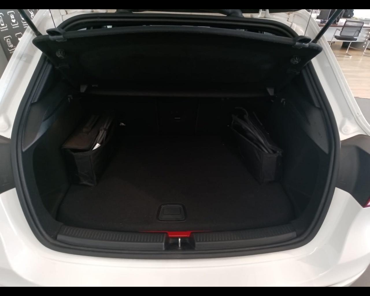 A 250 e phev (eq-power) Sport auto - Certified