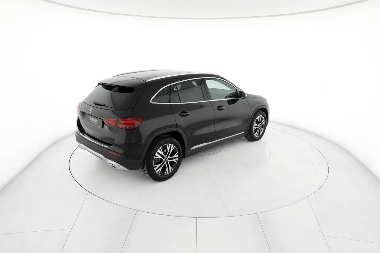 GLA 180 d Progressive Advanced auto - Certified