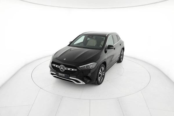 GLA 180 d Progressive Advanced auto - Certified