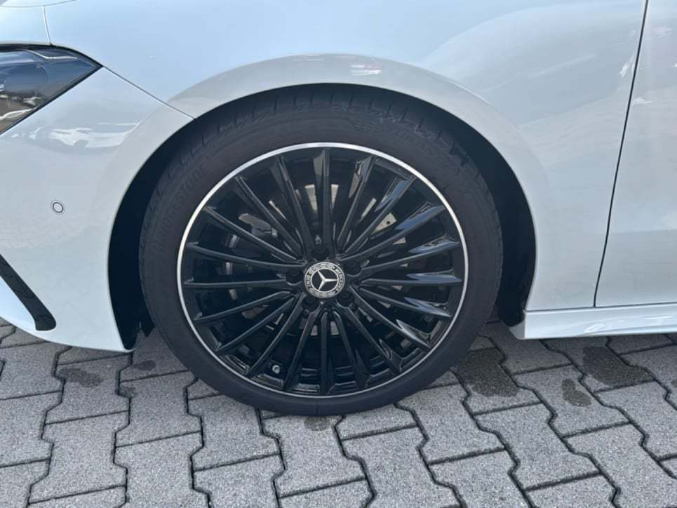 CLA Shooting Brake 200 d AMG Line Advanced Plus au - Certified