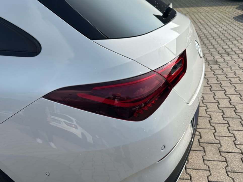 CLA Shooting Brake 200 d AMG Line Advanced Plus au - Certified