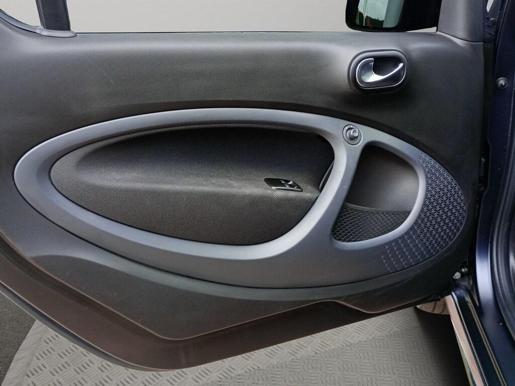 Fortwo eq Parisblue Prime 22kW - Certified
