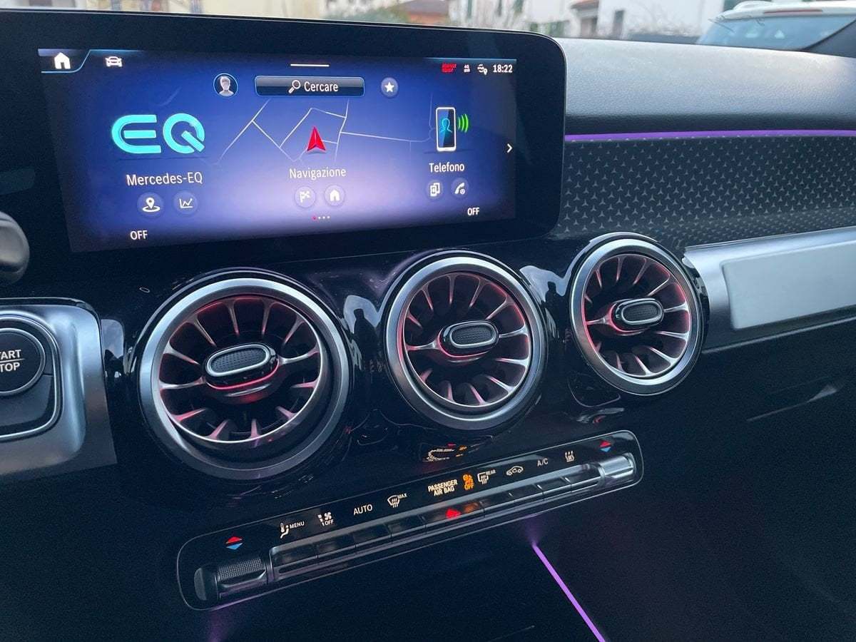 EQB 300 Progressive Advanced 4matic - Certified