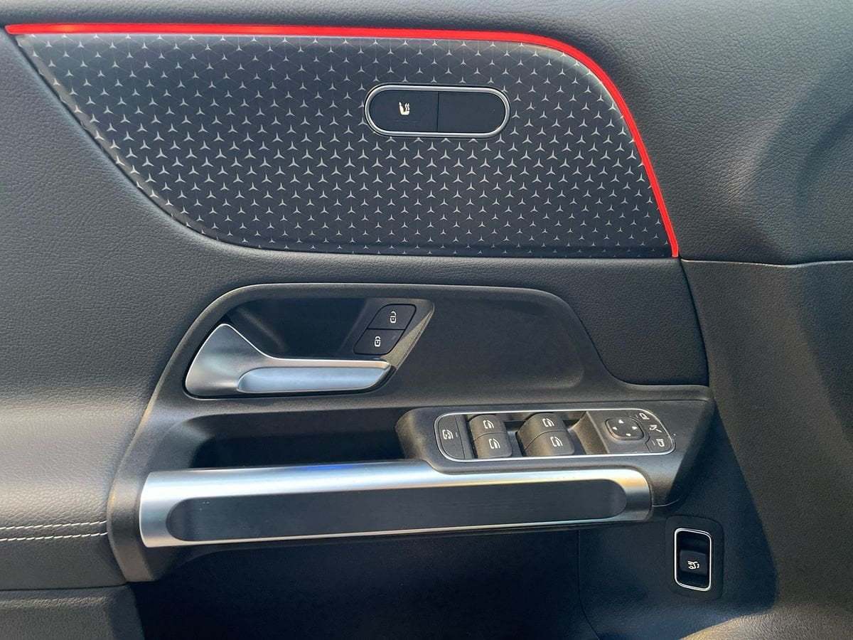 EQB 300 Progressive Advanced 4matic - Certified