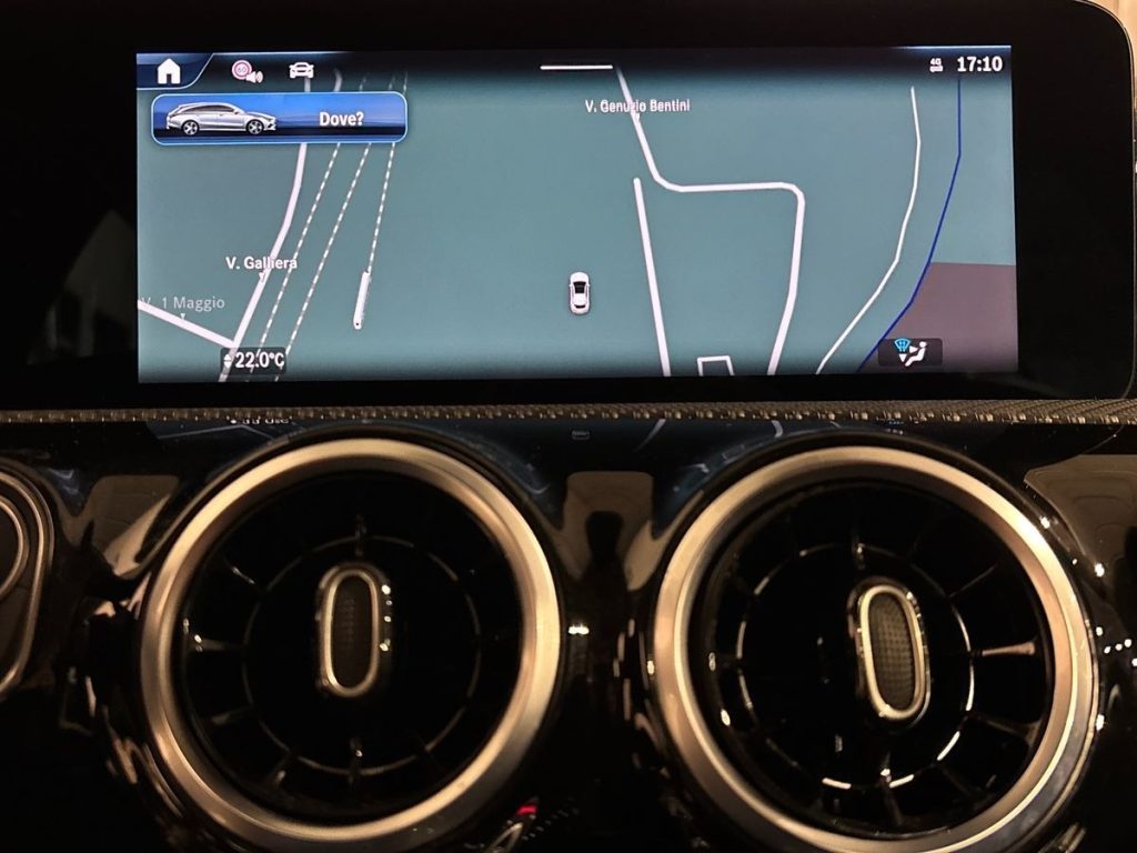 CLA Shooting Brake 180 d Advanced auto - Certified