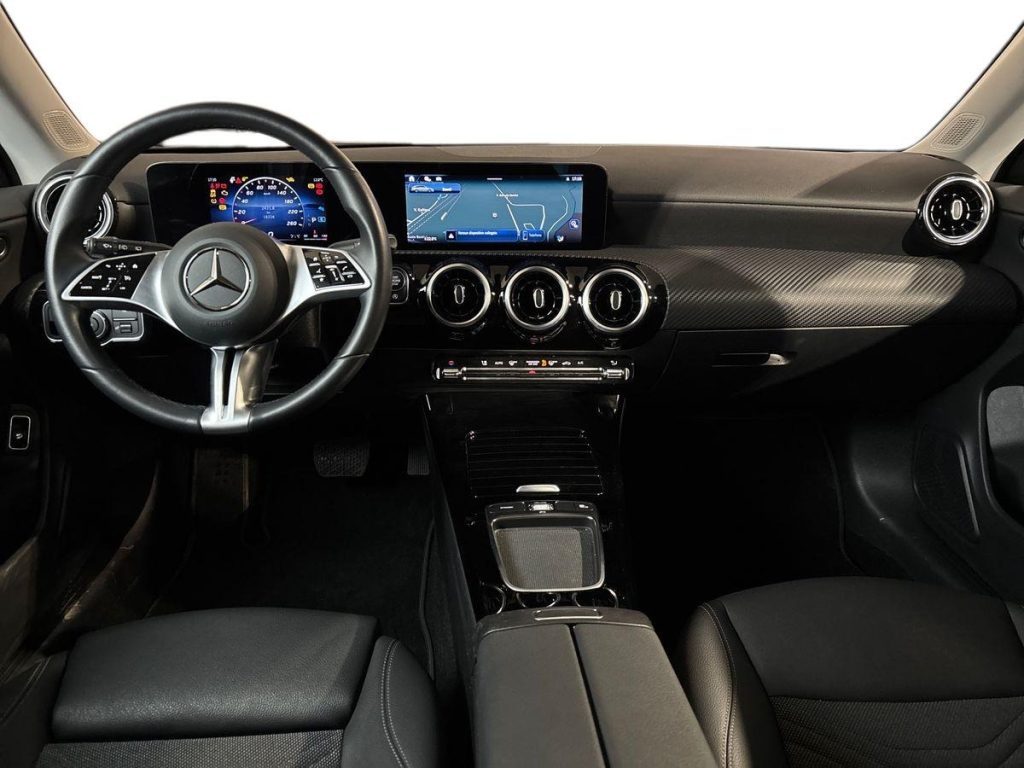 CLA Shooting Brake 180 d Advanced auto - Certified