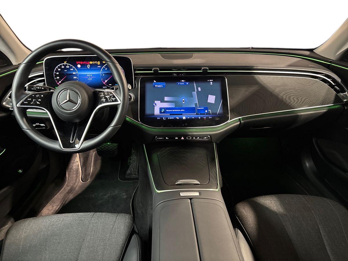 E SW 200 d Advanced auto - Certified