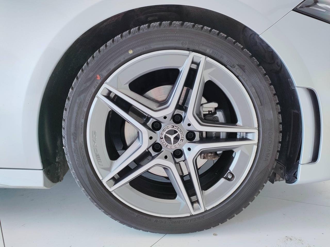 A 180 d Premium auto - Certified