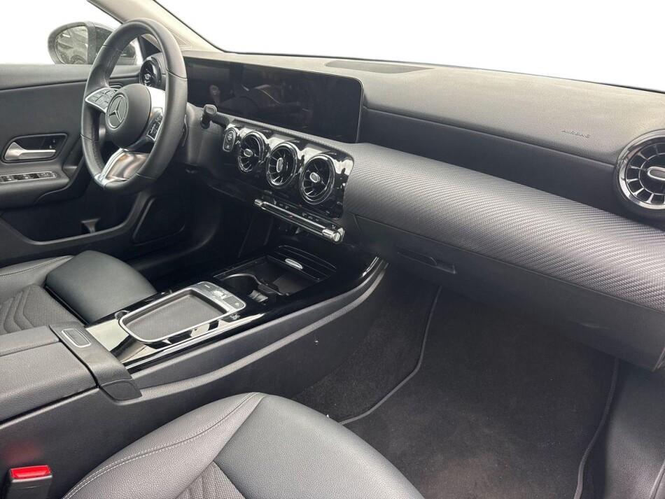 A 180 d Advanced auto - Certified