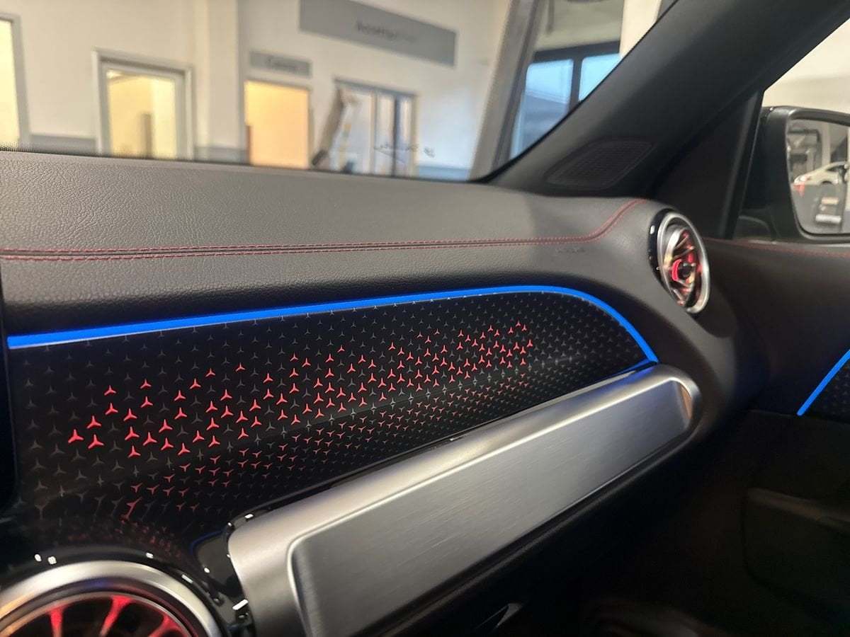 EQB 250+ AMG Line Advanced - Certified