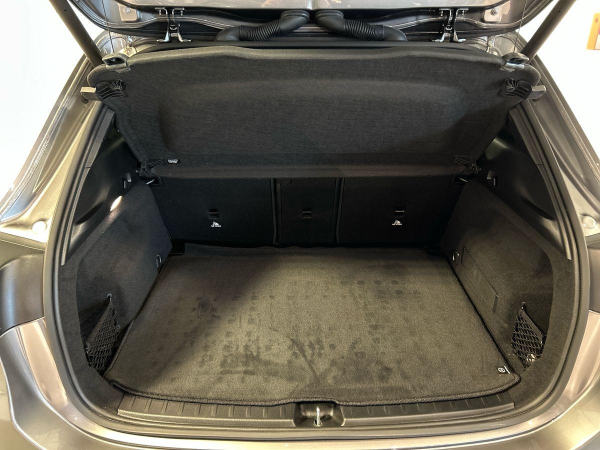 GLA 180 d Premium auto - Certified