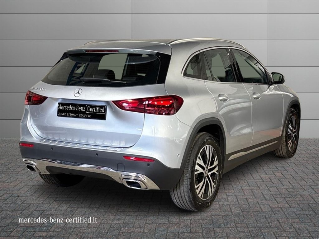 GLA 180 d Progressive Advanced auto - Certified