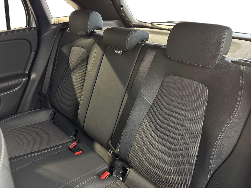 GLA 180 d Progressive Advanced auto - Certified