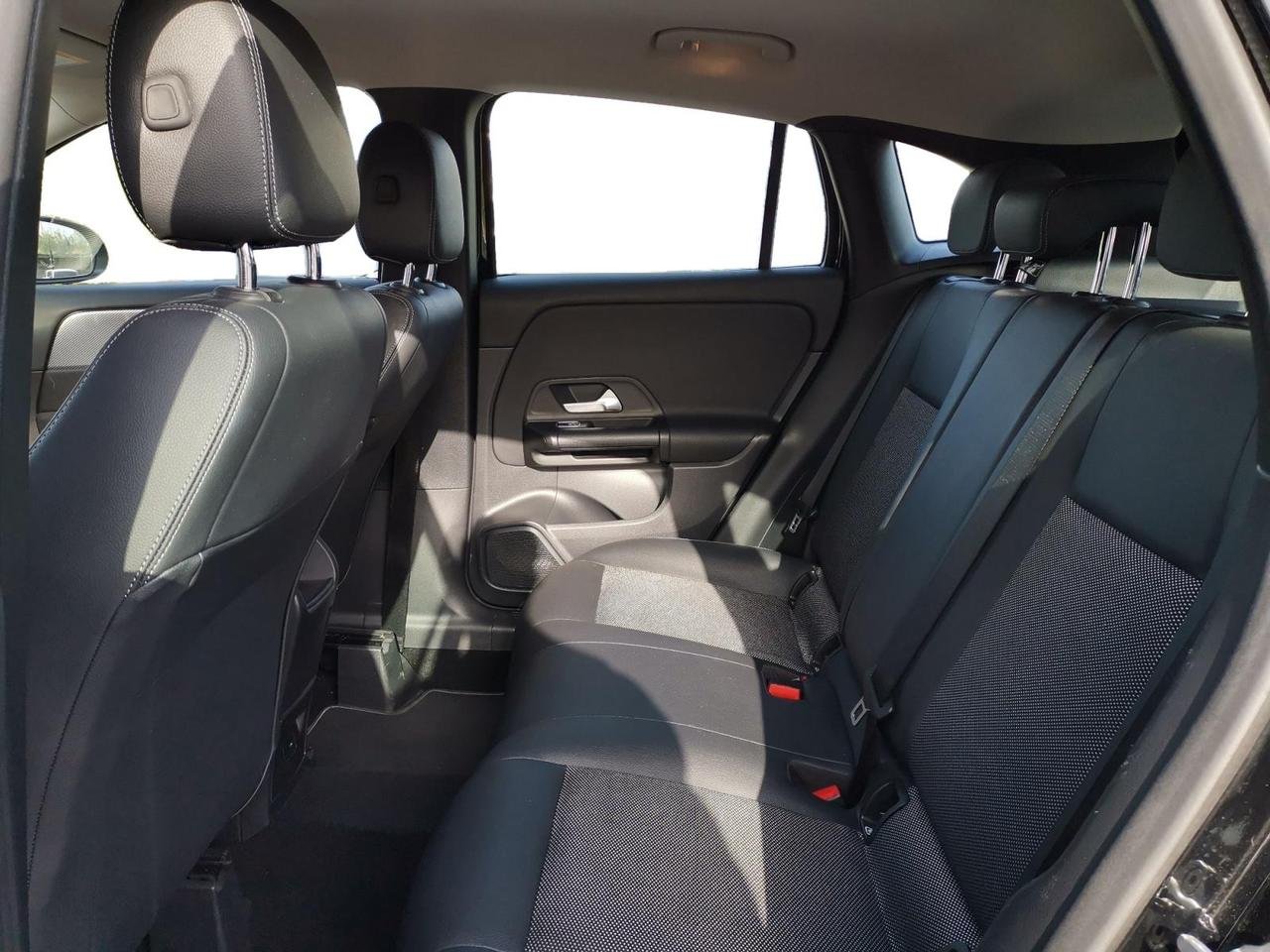 GLA 180 d Business Extra auto - Certified