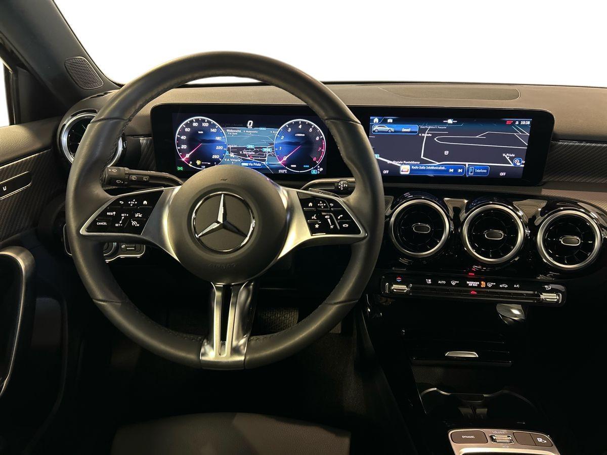 A 200 Progressive Advanced Plus auto - Certified