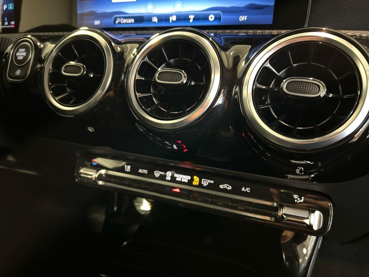 CLA Shooting Brake 180 d Advanced auto - Certified