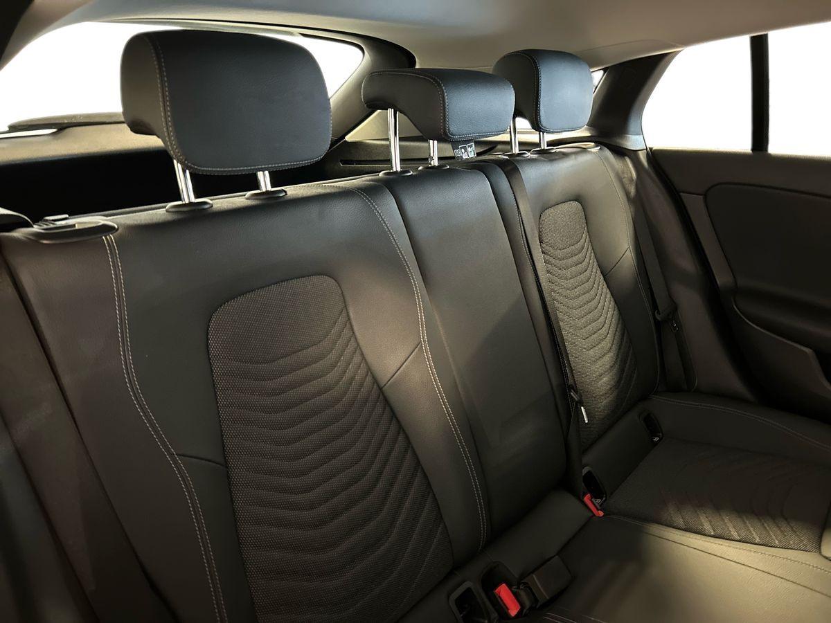 CLA Shooting Brake 180 d Advanced auto - Certified