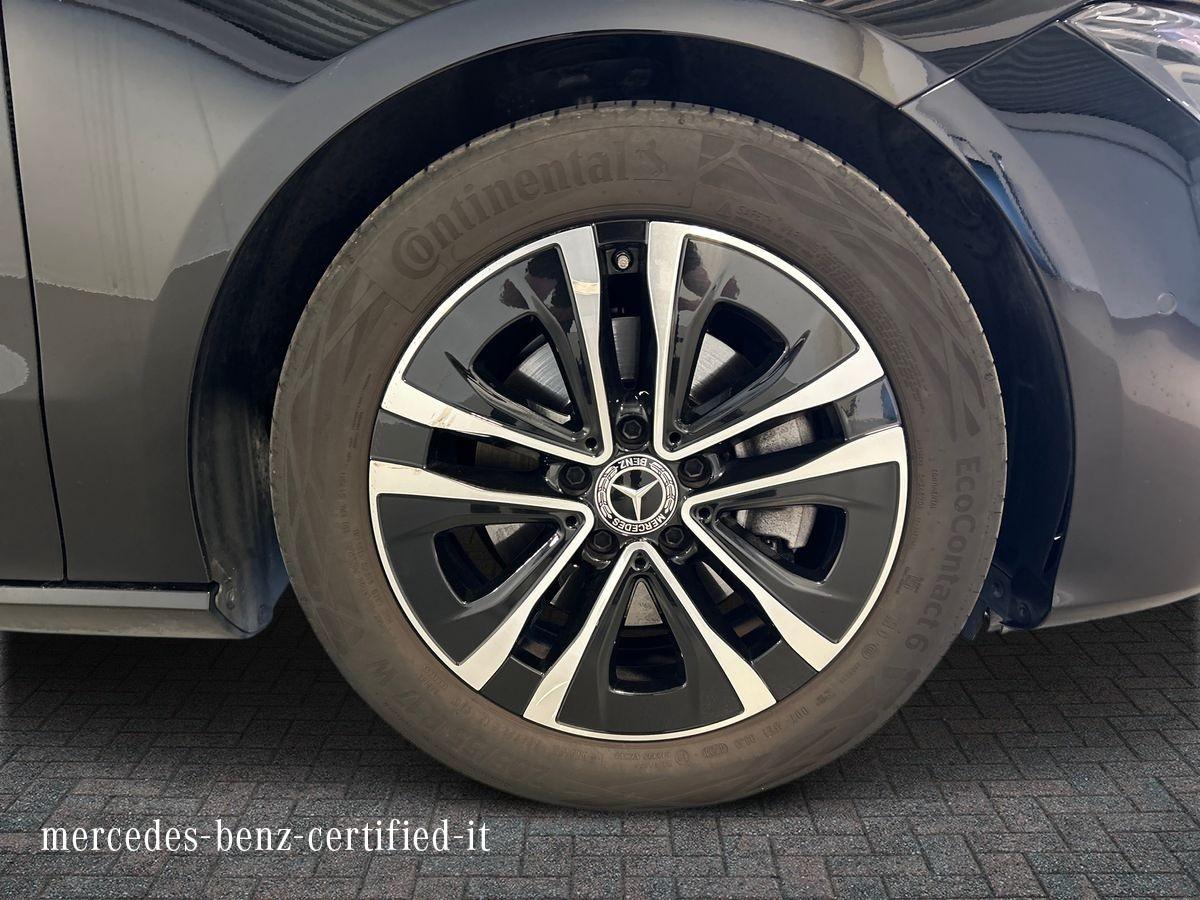 CLA Shooting Brake 180 d Advanced auto - Certified