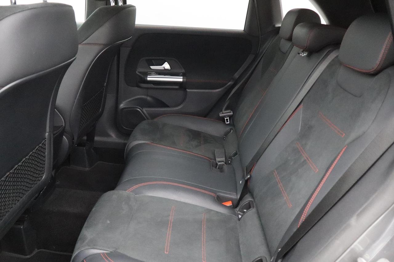 B 180 d AMG Line Premium auto - Certified