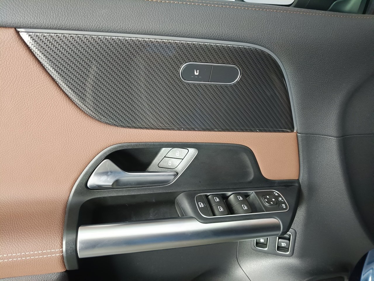 GLA 250 e phev (eq-power) Premium auto - Certified