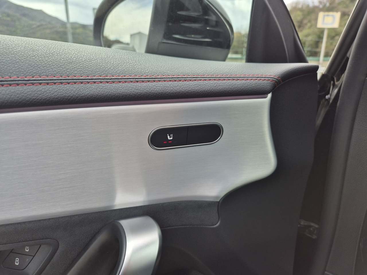 CLA Shooting Brake 200 d AMG Line Advanced Plus au - Certified