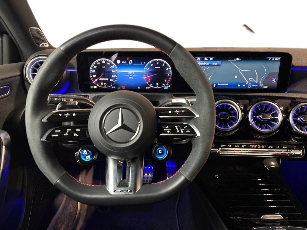 A AMG 45 S AMG Line Premium Racing Collection 4mat - Certified