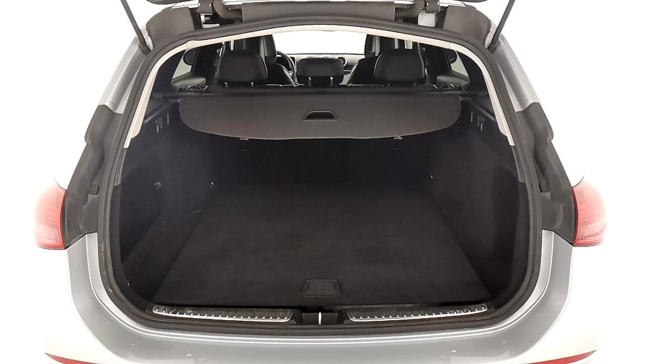 C SW 220 d mhev Premium auto - Certified