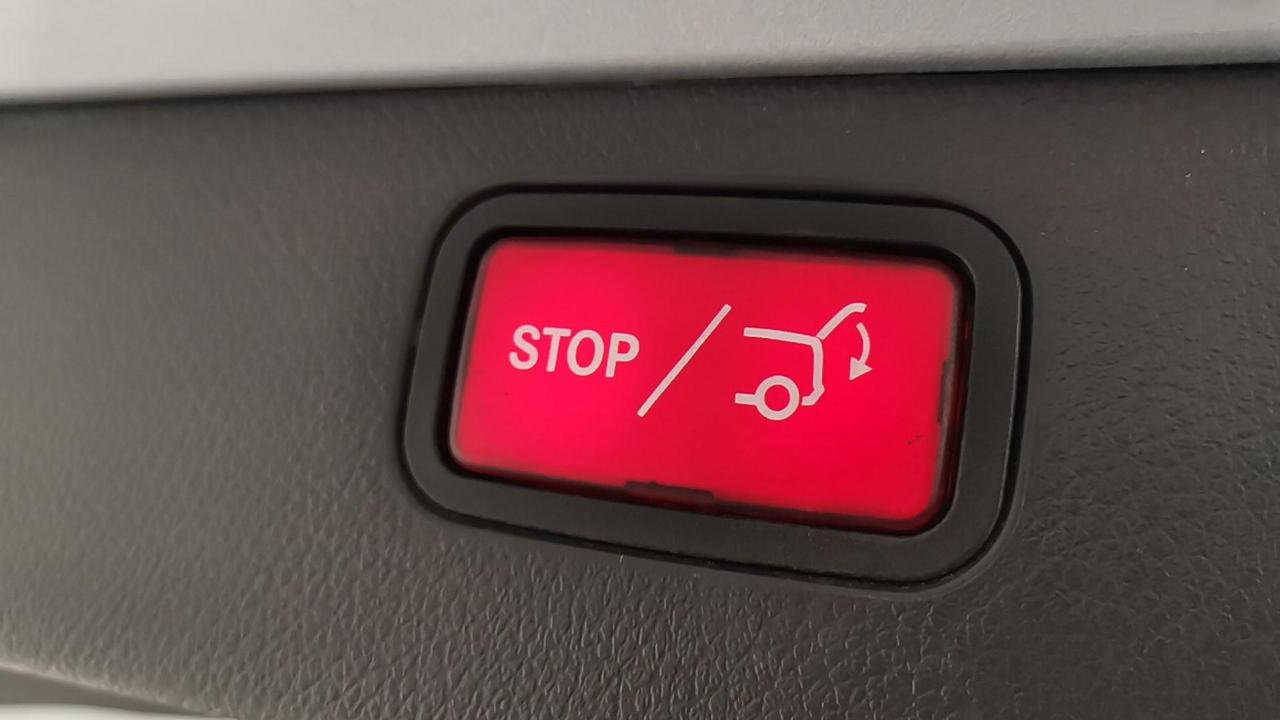 C SW 220 d mhev Premium auto - Certified