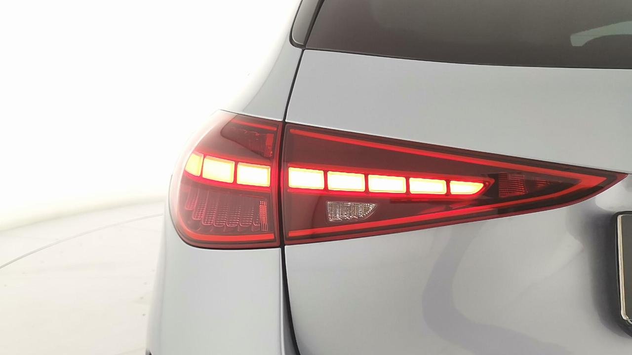 C SW 220 d mhev Premium auto - Certified